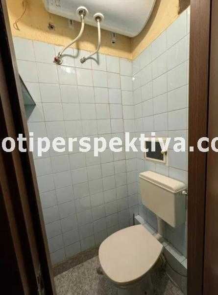 Продава се Тристаен апартамент в Пловдив, Христо Смирненски - 92 кв.м за 1249 €/кв.м - Снимка #12