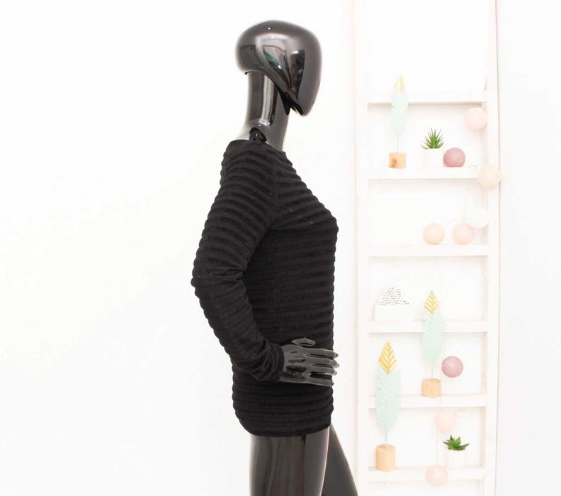 Max Mara дамски пуловер плюшен полупрозрачен черен райе S