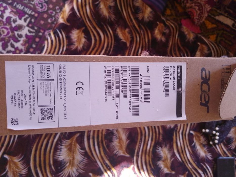 Acer karobkali 6 oy ishlagan hali yangi