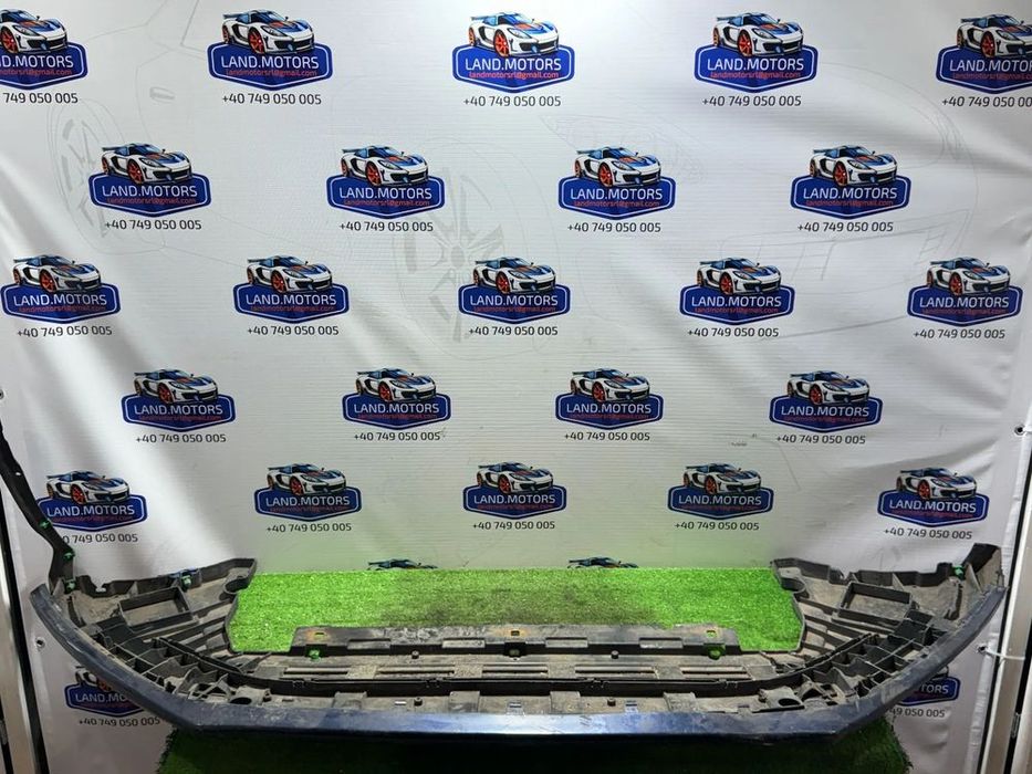 ORNAMENT INFERIOR BARA FATA VOLVO V40 2.0 DIESEL 2012 COD OEM 31455220 / HATCHBACK 2012-2019