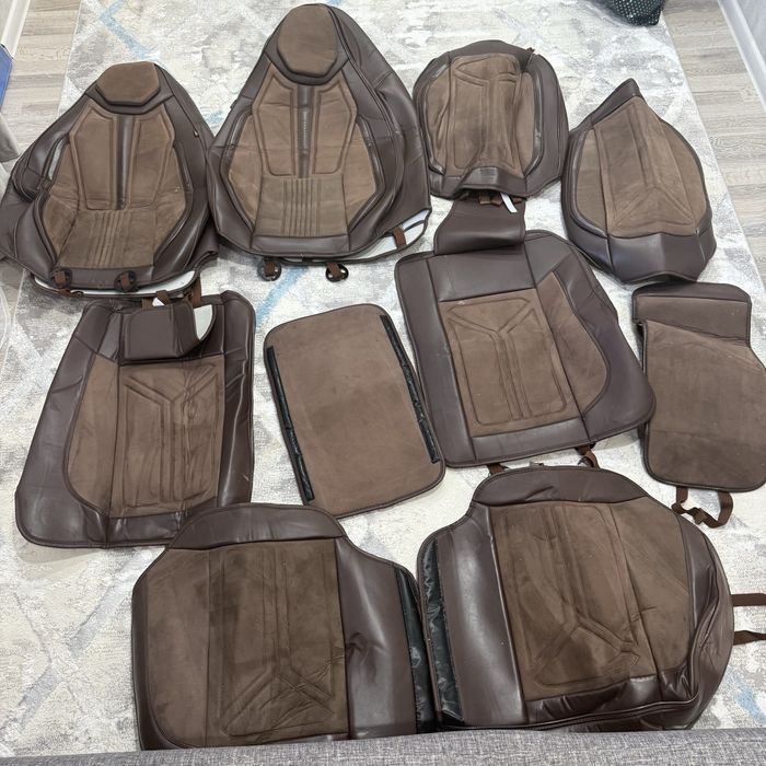 Продам чехлы на автомобиль