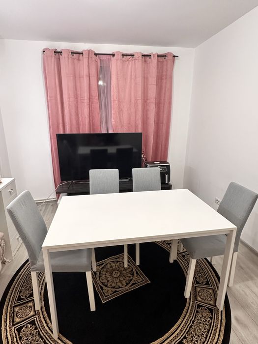 Set masa alba si 4 scaune