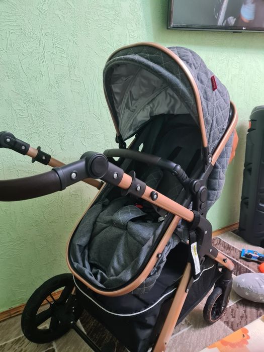 Продам детскую коляску 2 в 1