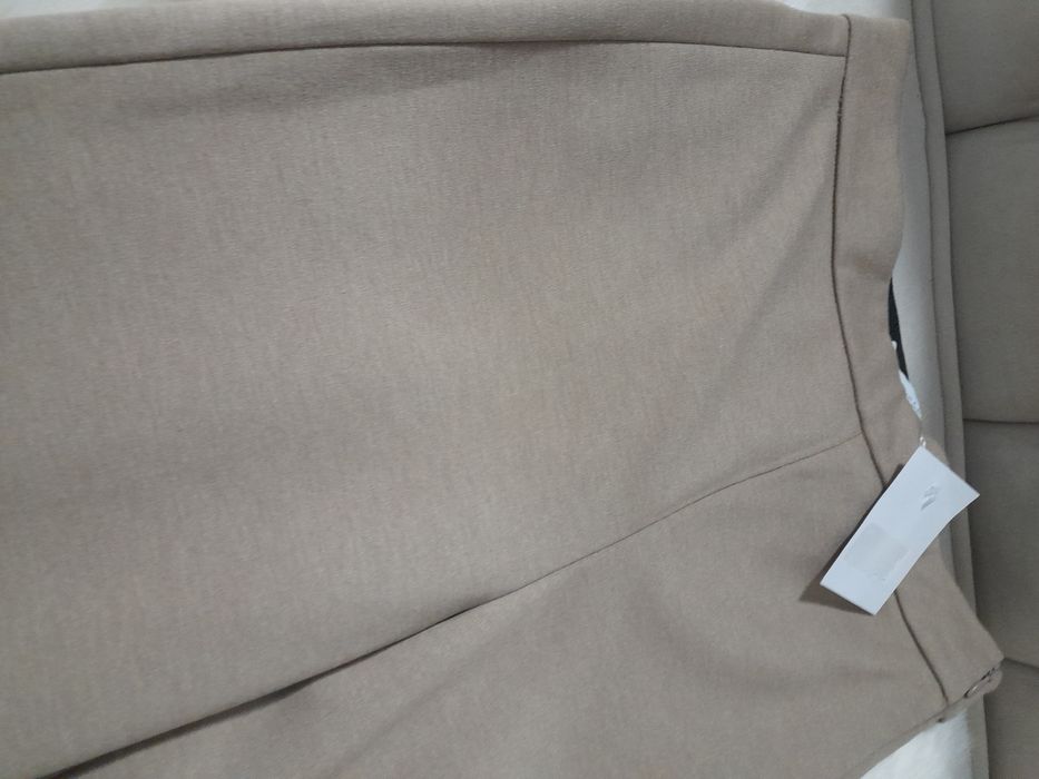 Pantaloni bej Zara cu talie înaltă evazați mărimea S
