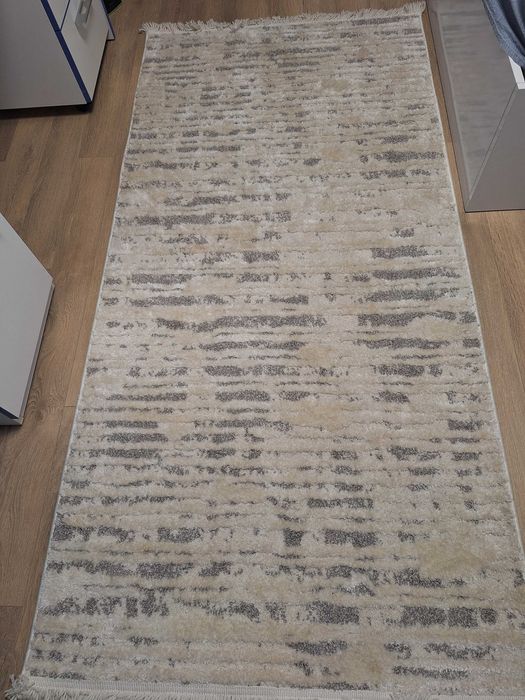 Килимче  с ресни