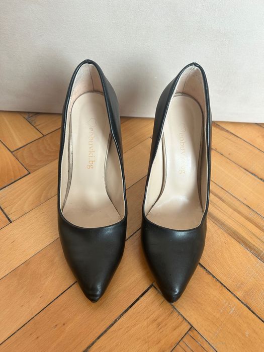 Черни обувки на ток