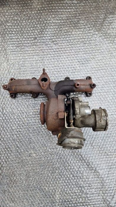 Turbo motor fără accesori doar cu injectoare cutie 5+1  golf5 105 cp