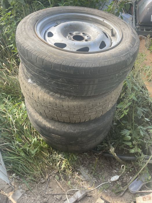 Продам колеса 15 диаметр