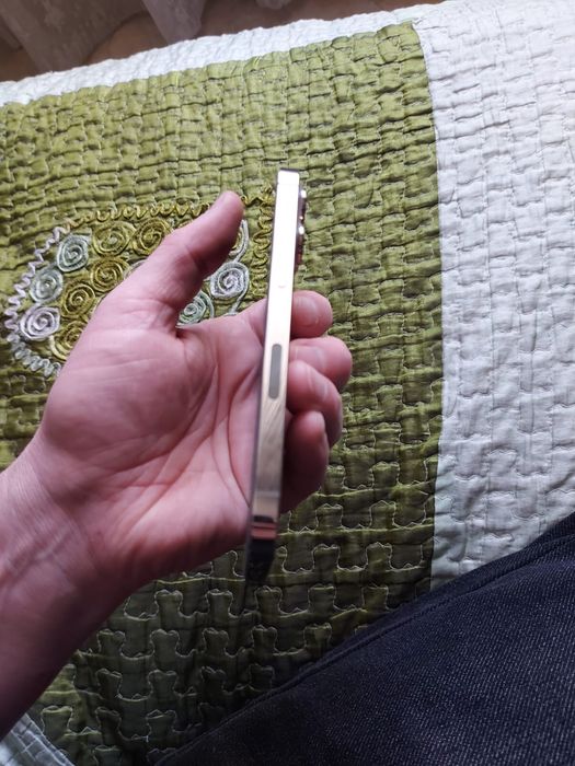 Продам iphone13 pro 128Gg