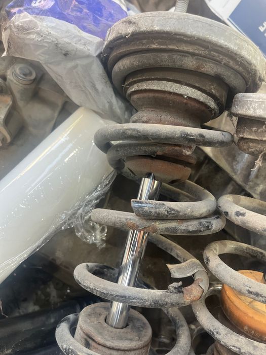 Амортисьори бмв ф10