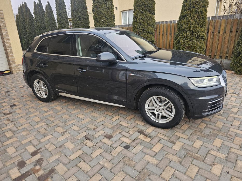 Audi Q5 Sport Line Airmatic 190CP istoric real