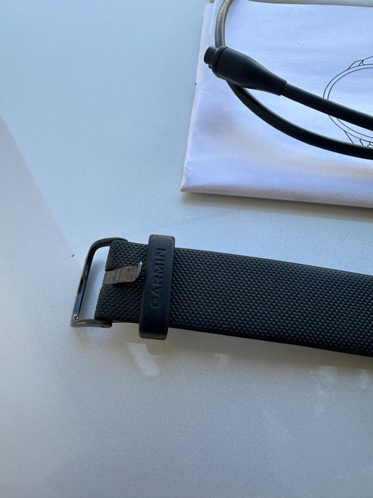 Часовник Garmin Venu 2 plus