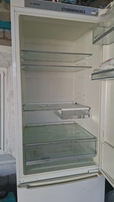 Продам холодильник