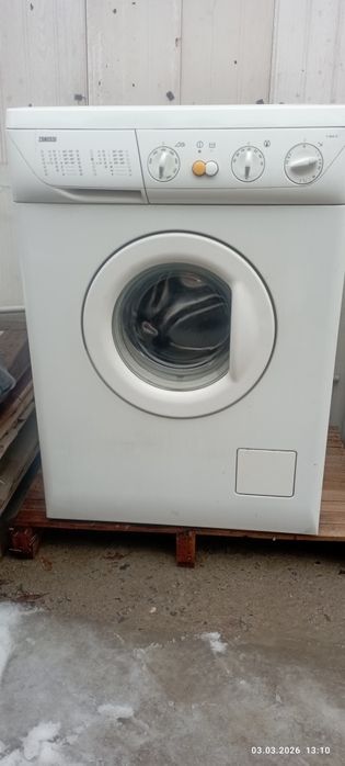 Продам стиральную машину.