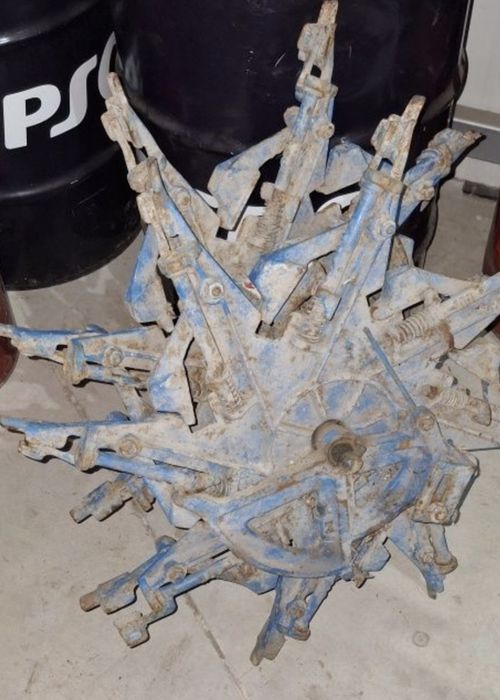 Distribuitor pentru masina plantat rasaduri