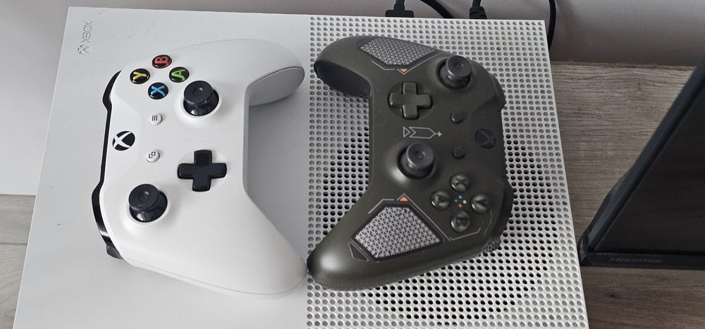 Xbox one s 1Tb memorie