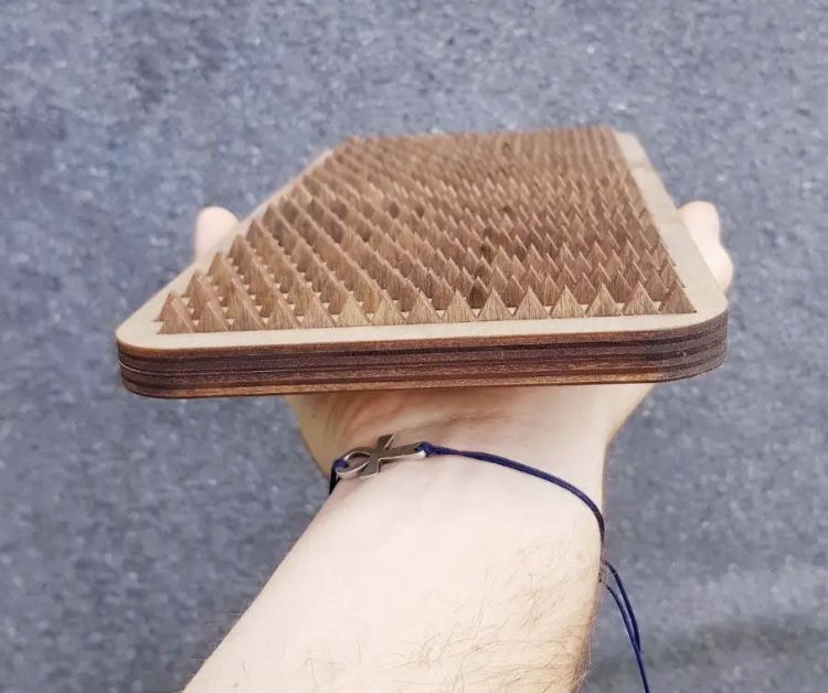 Стояние на гвоздях (для новичков)