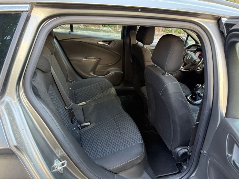 Vând Opel Astra 2016 euro 6!!