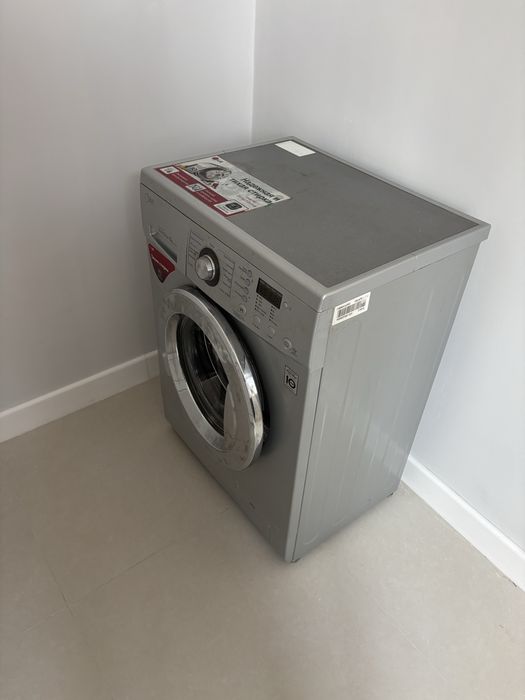 Продам стиралку LG