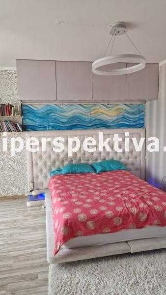 Продава се Тристаен апартамент в Пловдив, Кършияка - 100 кв.м за 1632 €/кв.м - Снимка #10