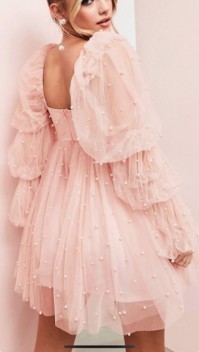 Rochii marime 48 Asos