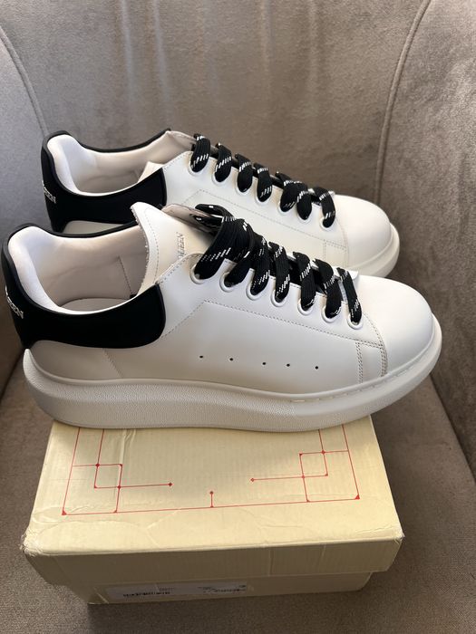 Alexander Mcqueen