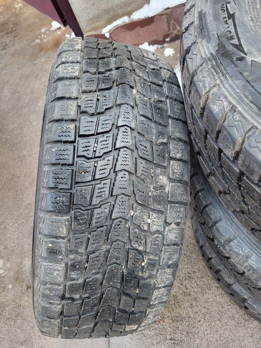 Резина зимняя.комплект