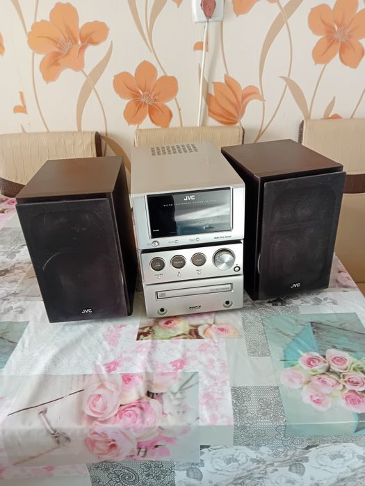 Mp 3 de Vânzare jvc funcționează ok