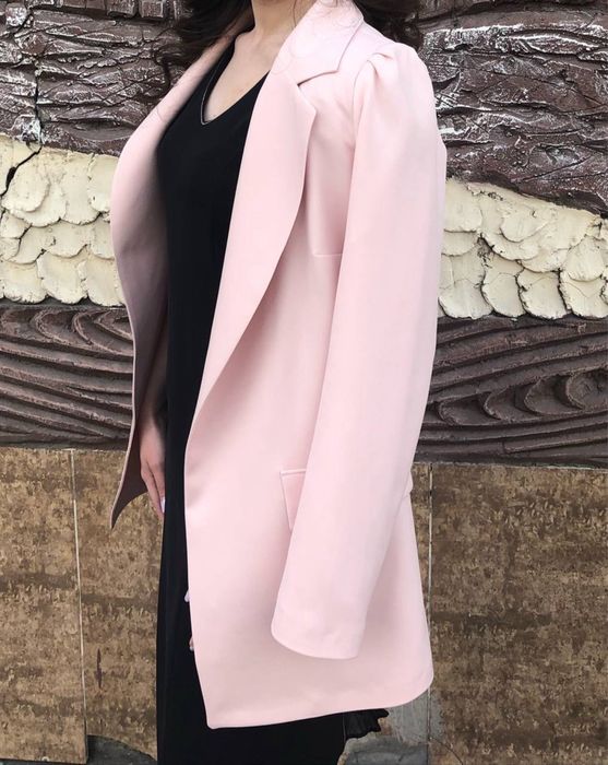 Продам пиджаки в отличном виде