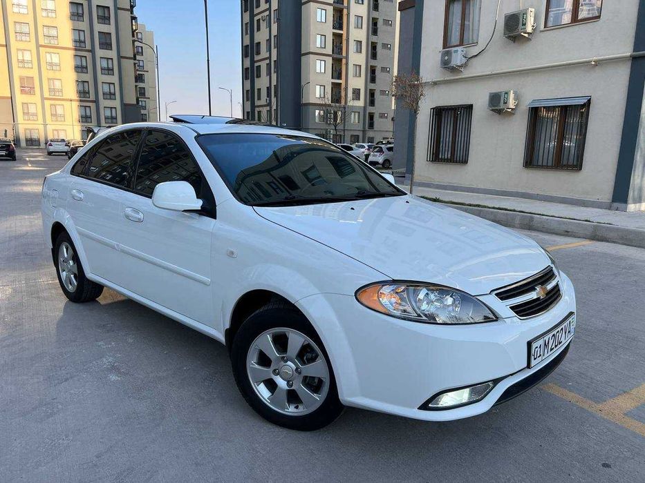 Жентра 2019 Бензин