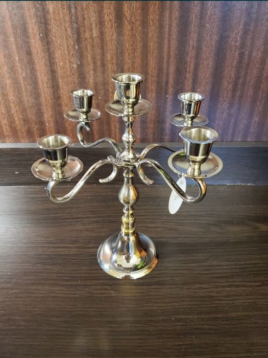 Подсвечник пятирожковый