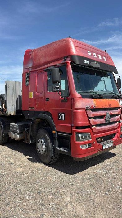 тягач с полуприцеп- цементовоз