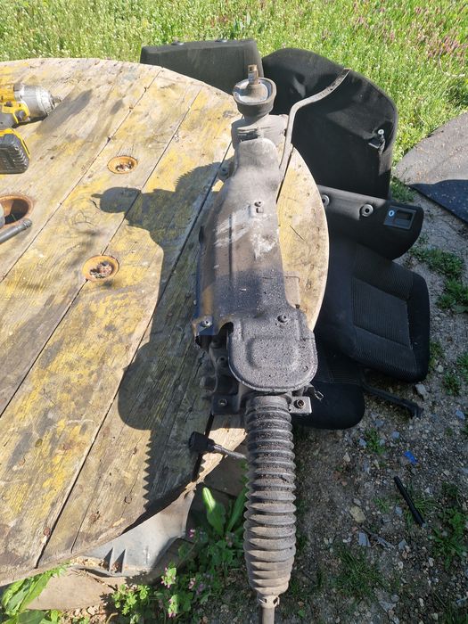 Електрическа рейка голф 5