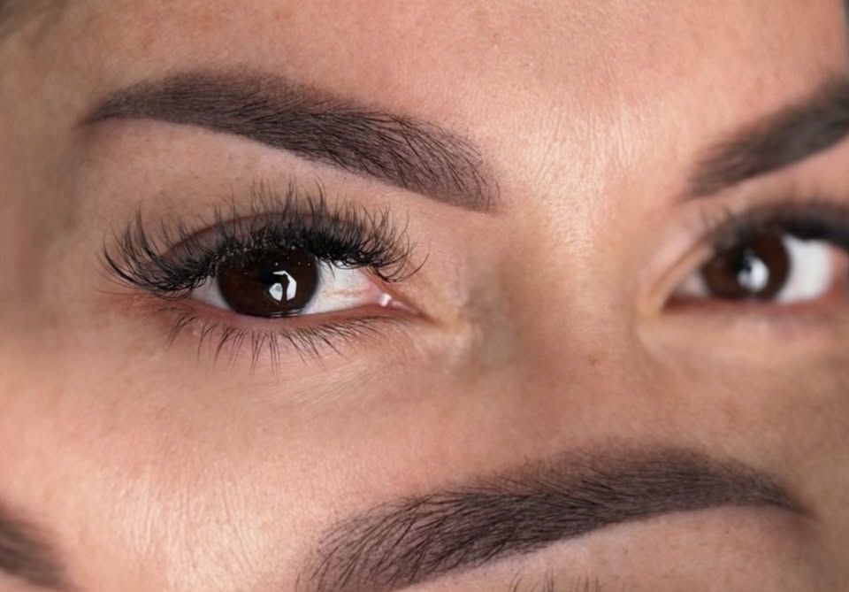 Micropigmentare Sprancene si Buze