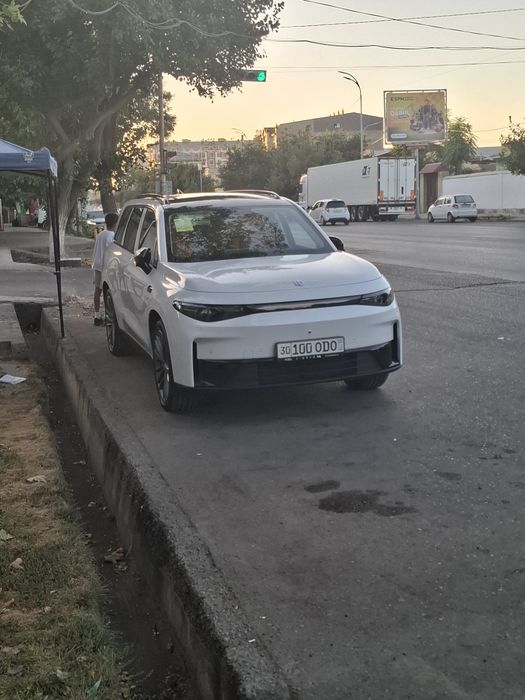 Сдается в аренду  электромобиль LEAPMOTOR C 16