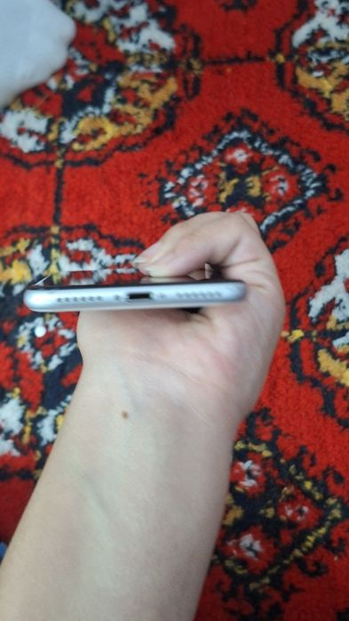 iPhone Se на запчасти