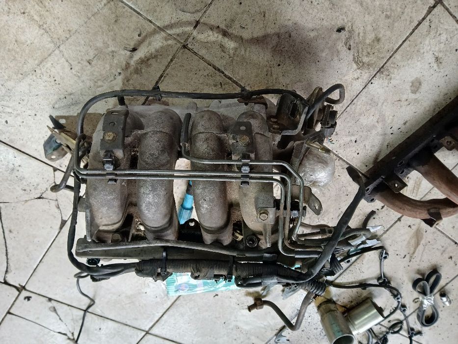 Коллектор с форсунками на мазду