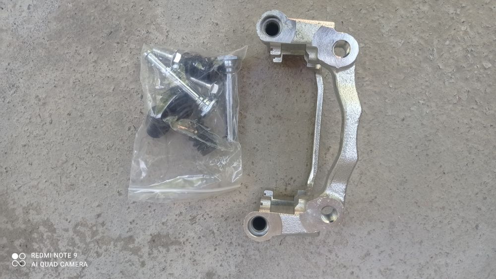 Соляска суппорта Форд транзит