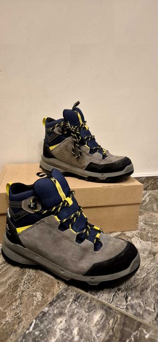 Зимни детски обувки