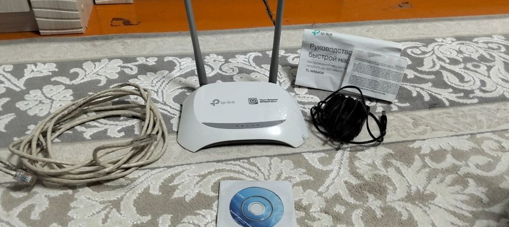 Tp-Link WI-FI  роутер N300 в комплекте