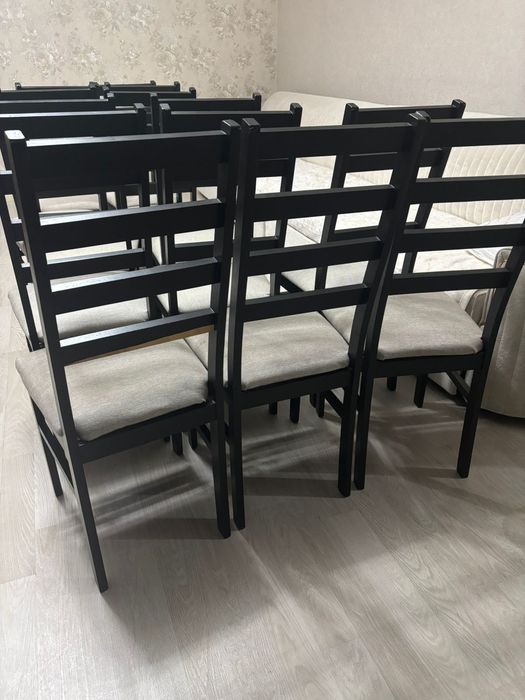 Продам стол и стулья