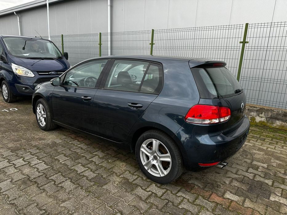 VOLKSWAGEN Golf 2011 — imagine 4