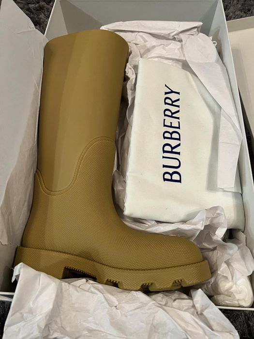 Cizme Burberry Cizme