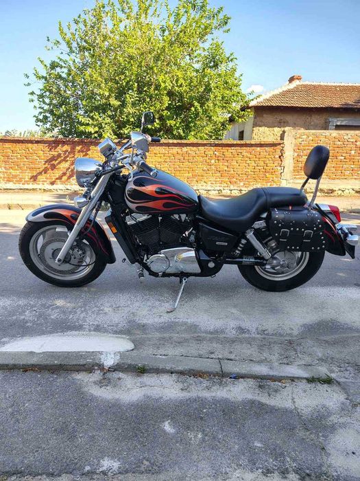 Мотоциклет Honda Shadow