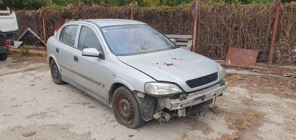 Opel Meriva 1.4i 16V и Opel Astra G 1.6 75кс