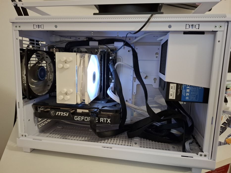 Vând pc gaming  i7 12700kf, 32gb ddr5,RTX 3060 12GB