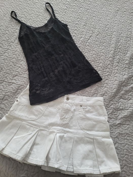 Fusta alba de blugi marime M+un top