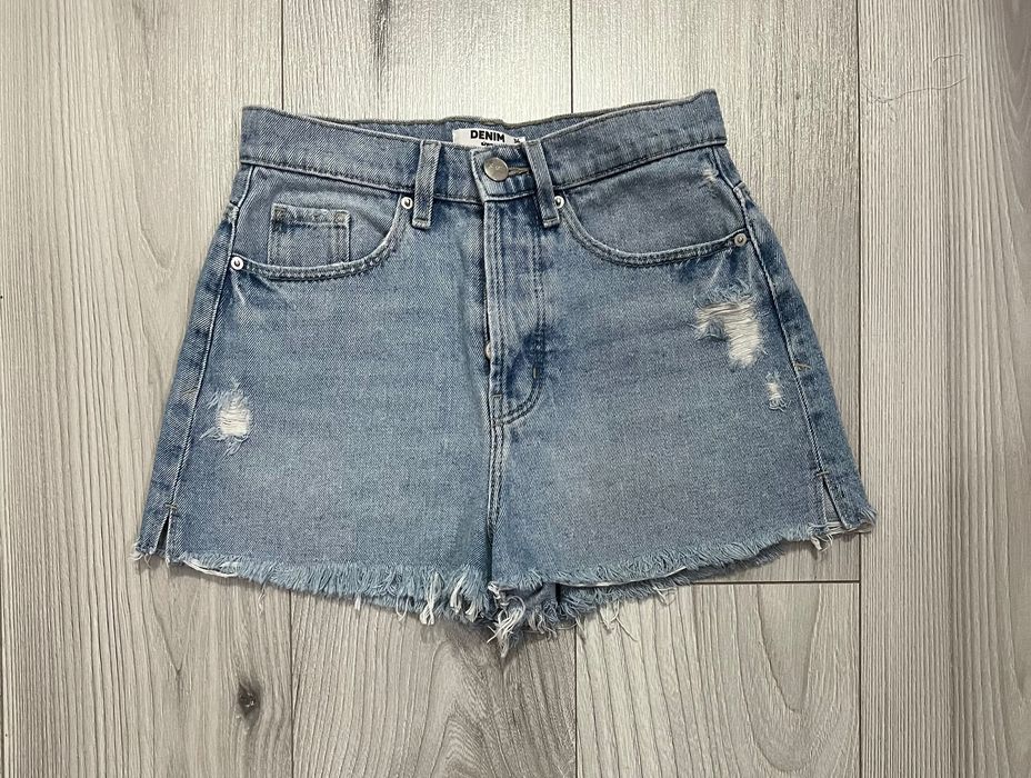 Denim нови къси панталонки
