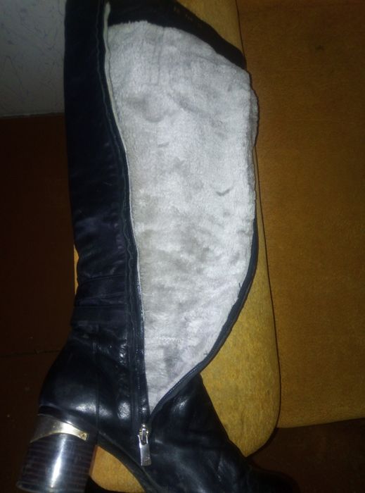 ОнПродам женские сапоги