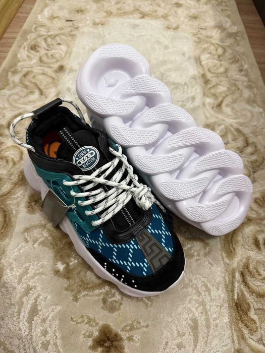 Versace Chain Reaction 40-43
